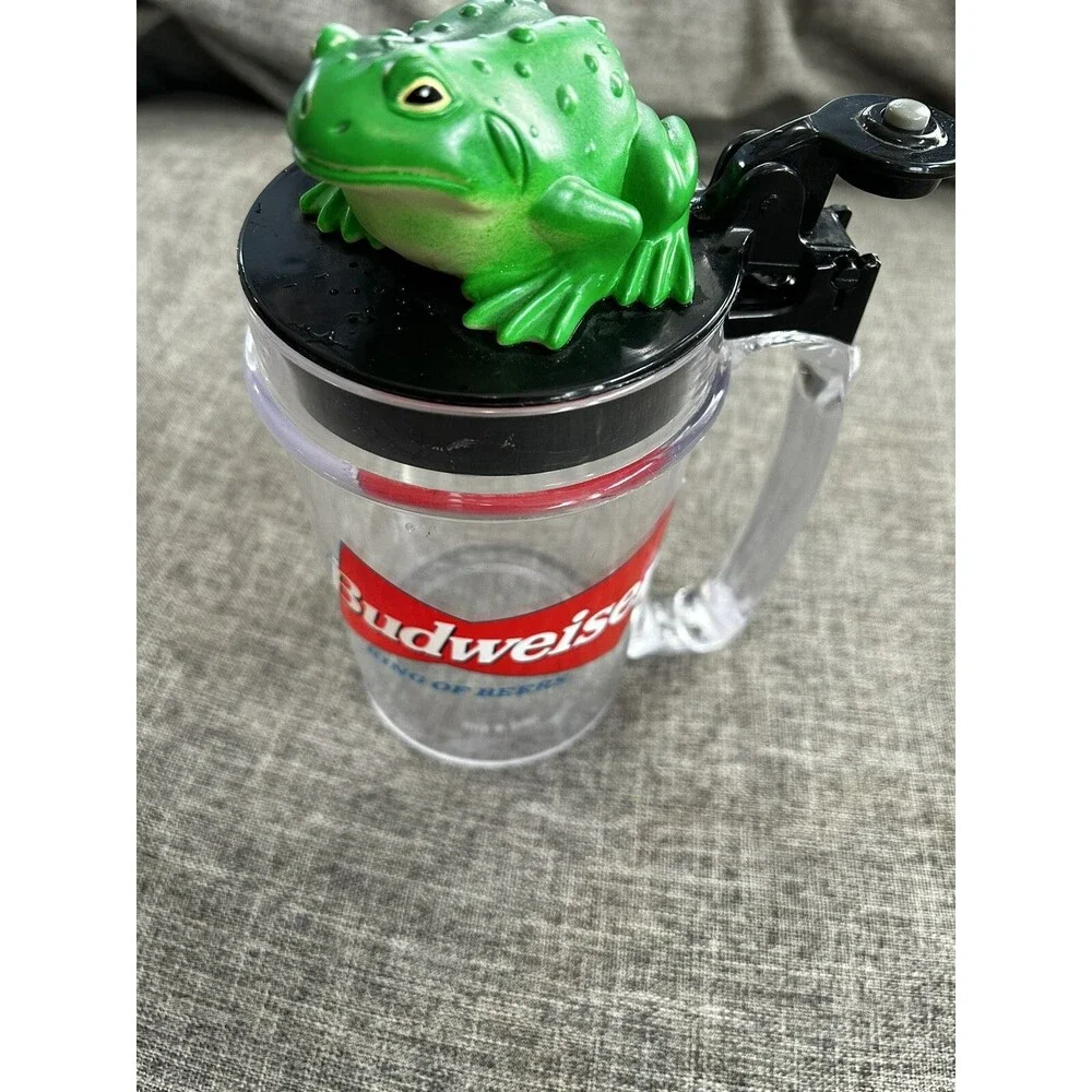 Budweiser Talking Frog Beer Mug Stein Plastic Flip Up Lid 1996 Vintage